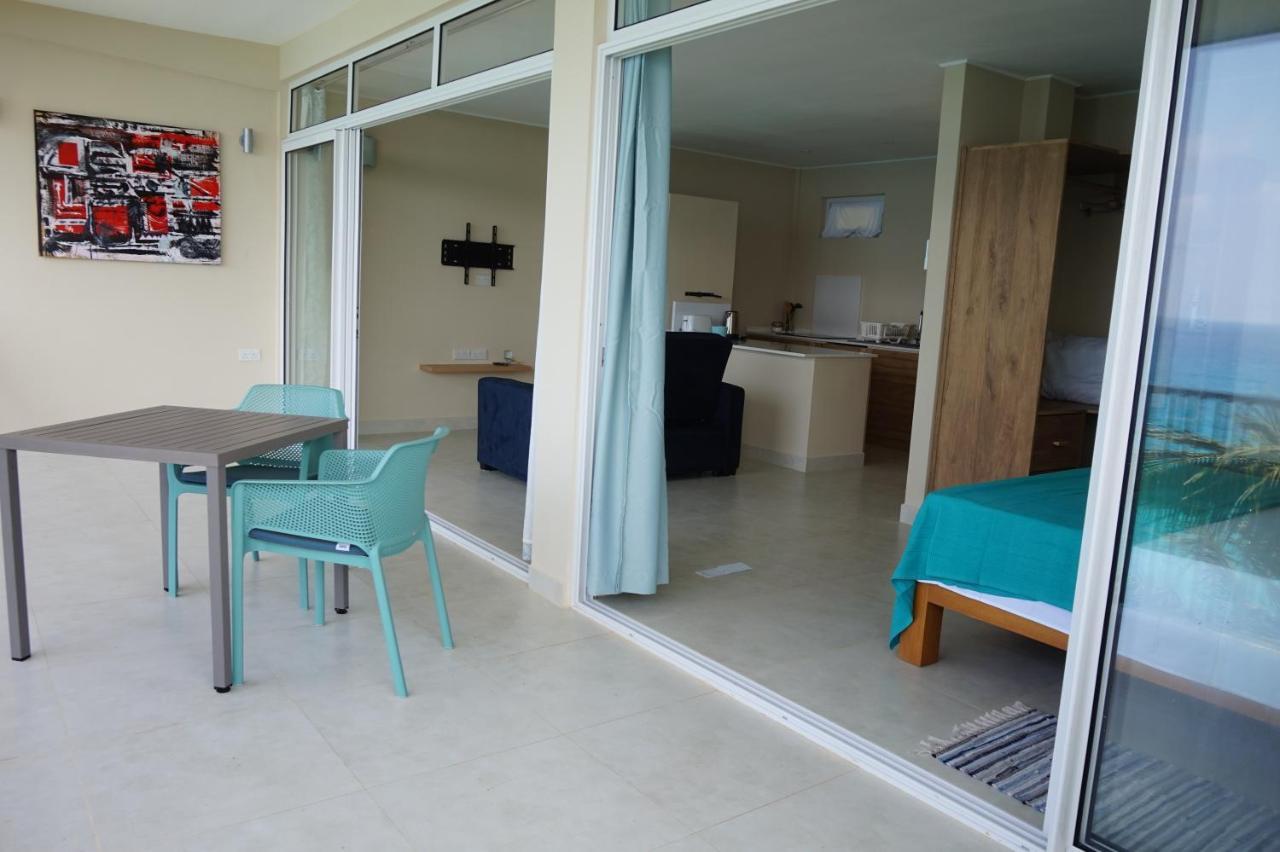 Maka Bay Self Catering Daire Victoria Dış mekan fotoğraf