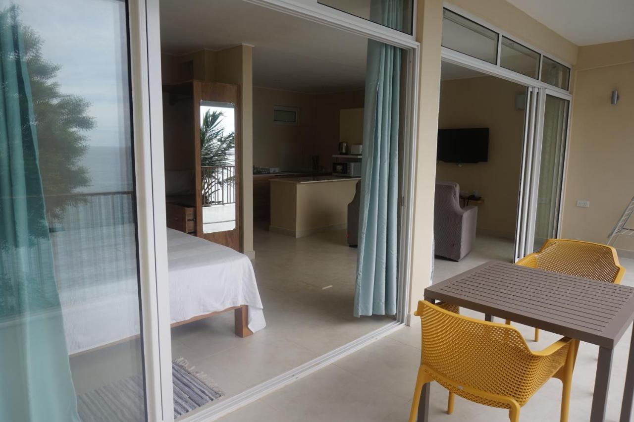 Maka Bay Self Catering Daire Victoria Dış mekan fotoğraf